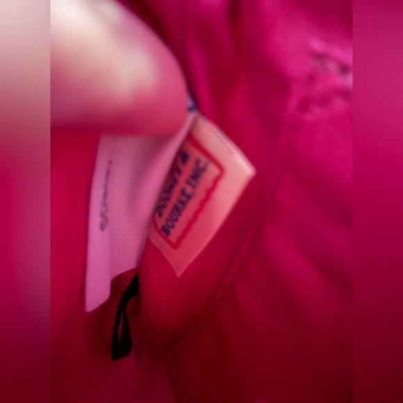 NWT Dooney & Burke Disney Aristocats Pink Wristlet/ Zip Wallet - Picture 10 of 11